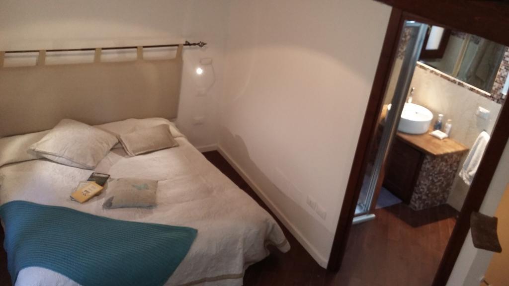カステルサルドA Casa Da Valentinaアパートメント エクステリア 写真