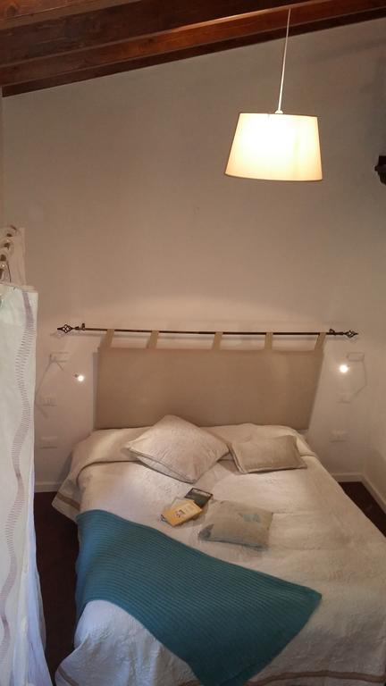 カステルサルドA Casa Da Valentinaアパートメント エクステリア 写真