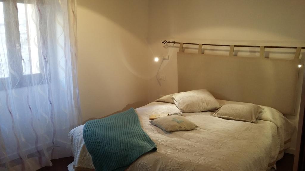 カステルサルドA Casa Da Valentinaアパートメント エクステリア 写真